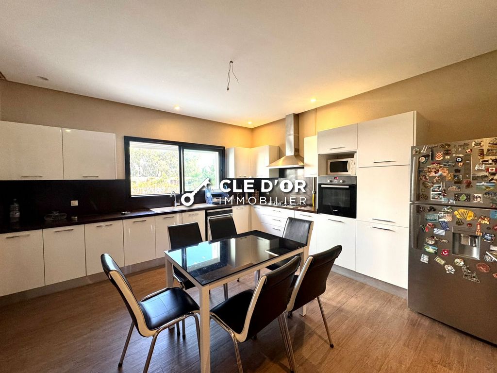 Ain Zaghouan Jardins de Carthage Location Duplex Un duplex  s4 meuble situe au jardins de carthage