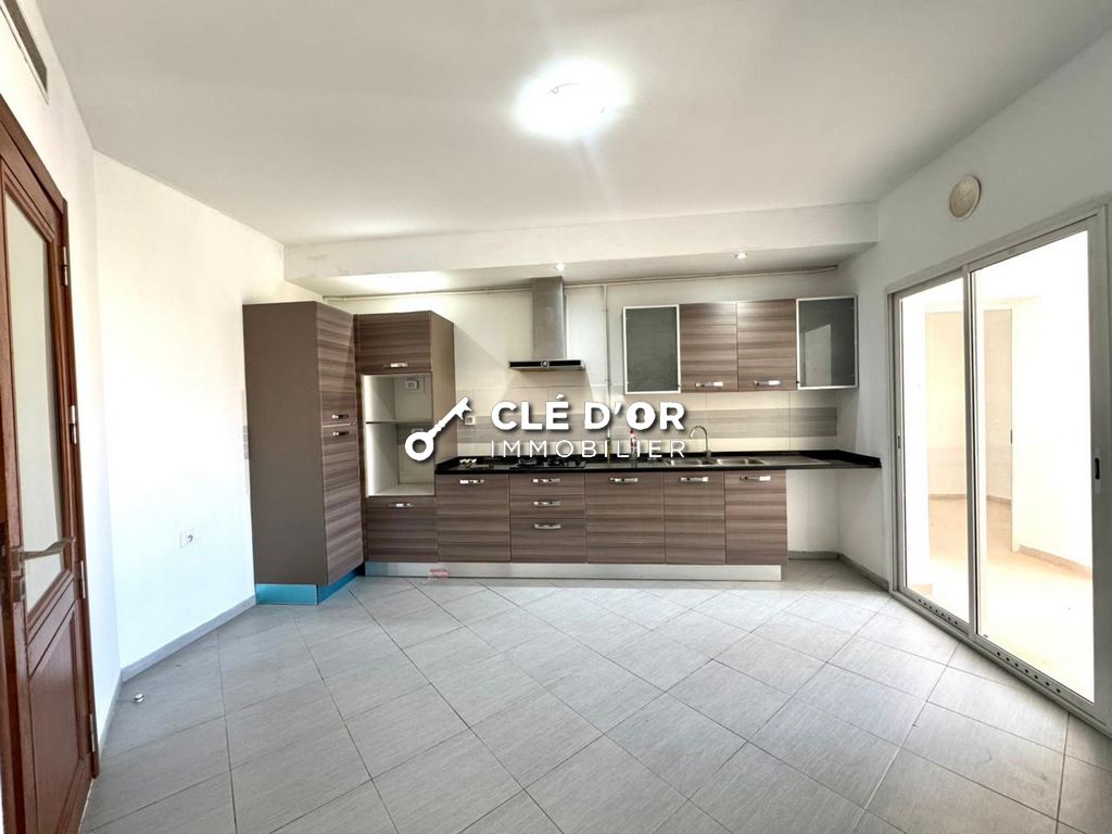 Ain Zaghouan Ain Zaghouan Location Appart. 4 pices Un lumineux s3 situe au jardins de carthage