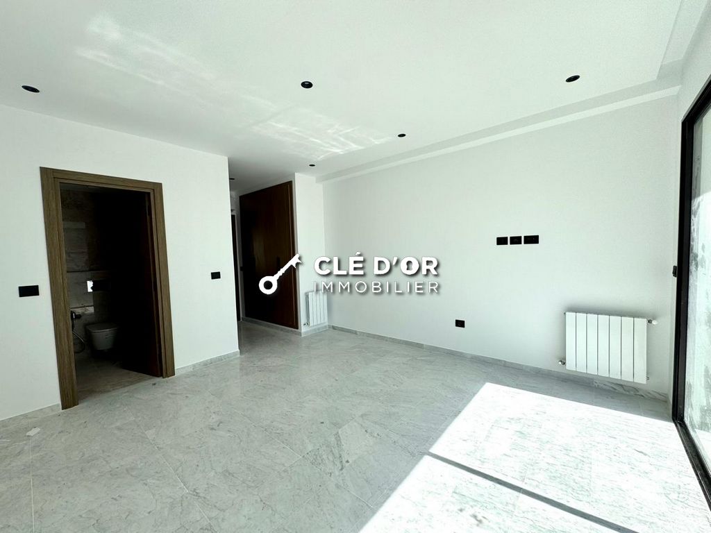 Ain Zaghouan Jardins de Carthage Vente Appart. 5 pices+ Un s3 jamais habiter  au jardin de carthage