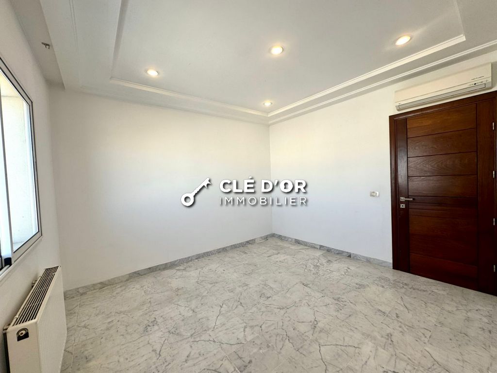 Ain Zaghouan Jardins de Carthage Location Appart. 5 pices+ Un s3  au jardins de carthage