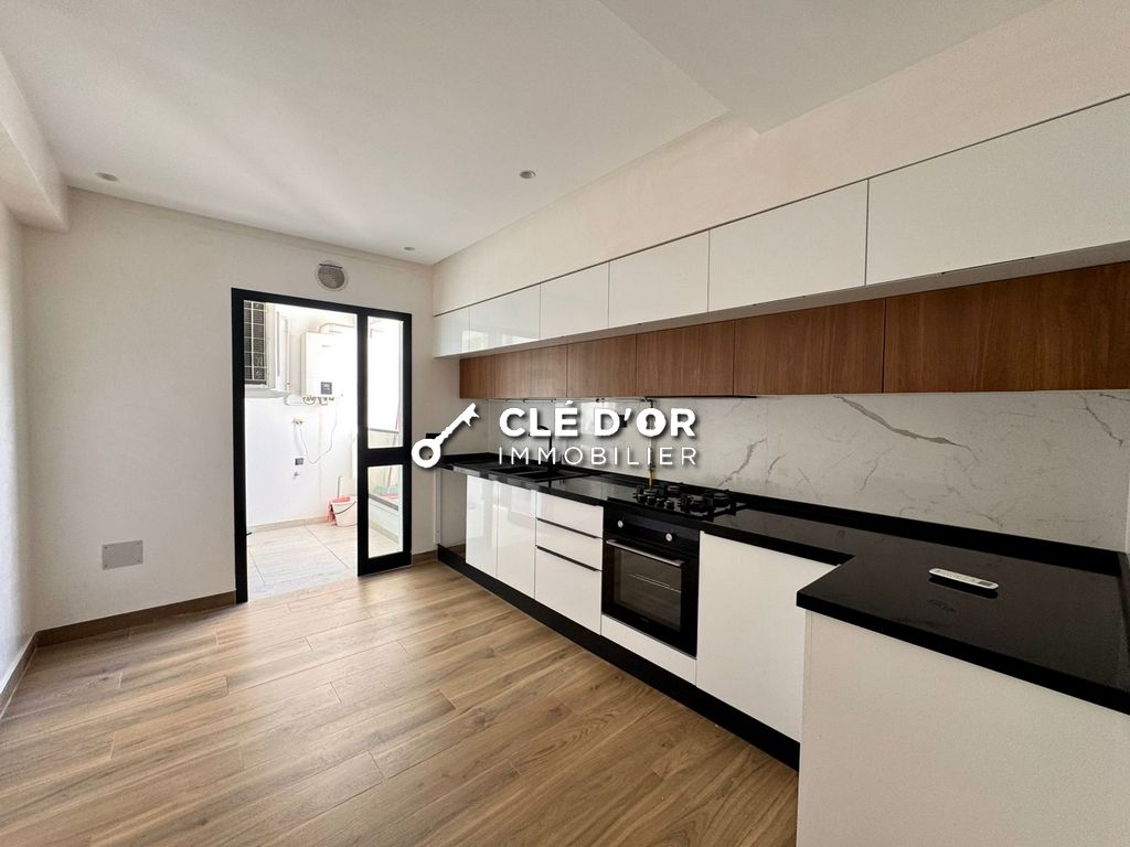 Ain Zaghouan Jardins de Carthage Location Appart. 4 pices Un s2 moderne  au jardin de carthage