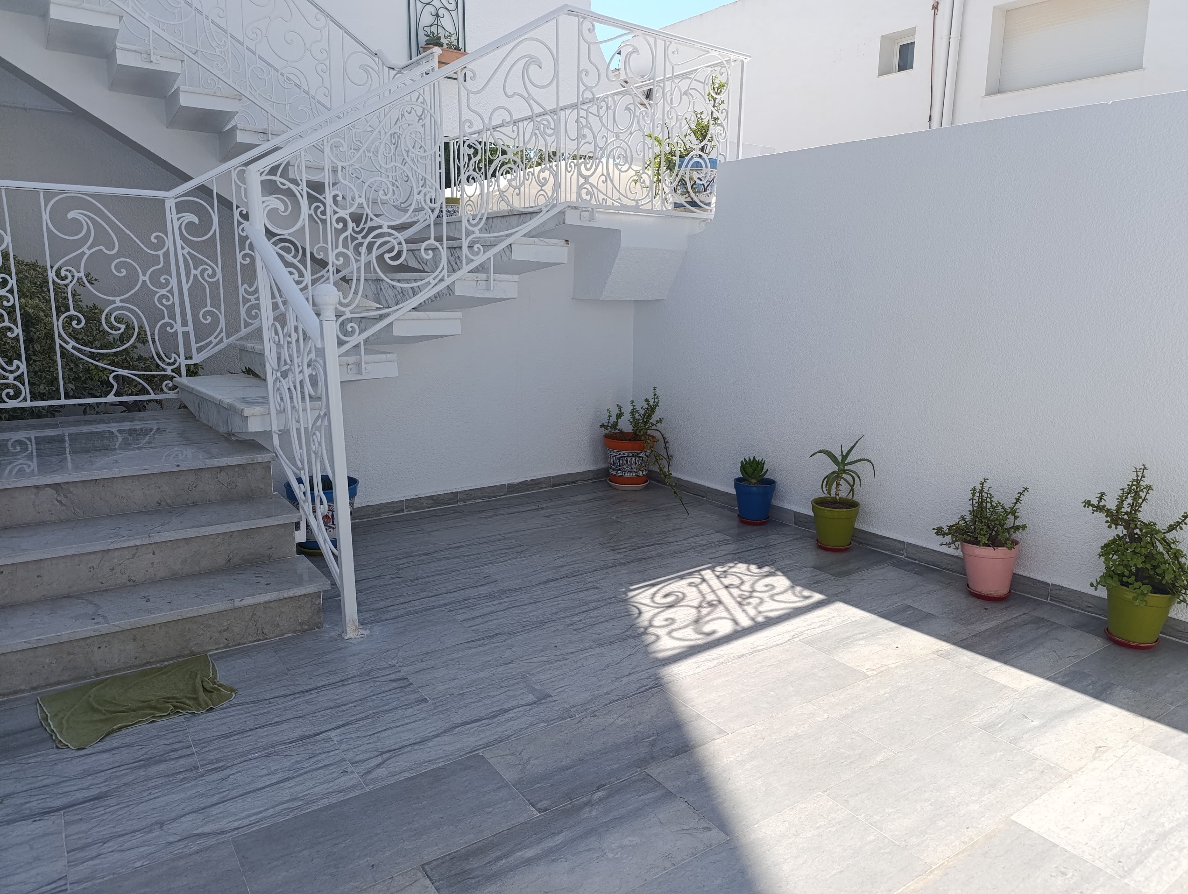 Hammamet Zone Hoteliere Location Appart. 3 pices Apparemment haut standing