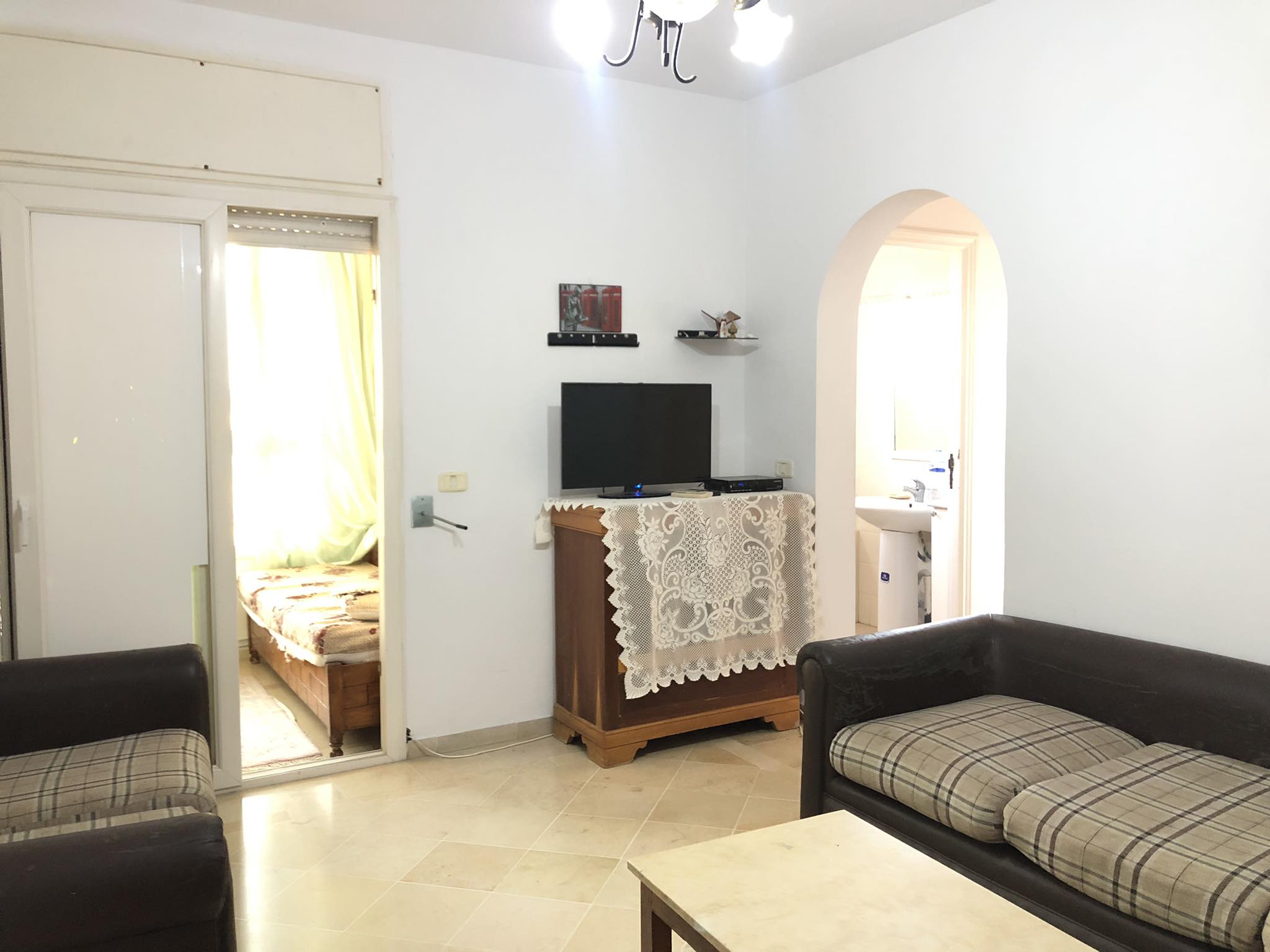 El Menzah El Manar 1 Location Appart. 1 pice Appartement meubl s1  el manar 1