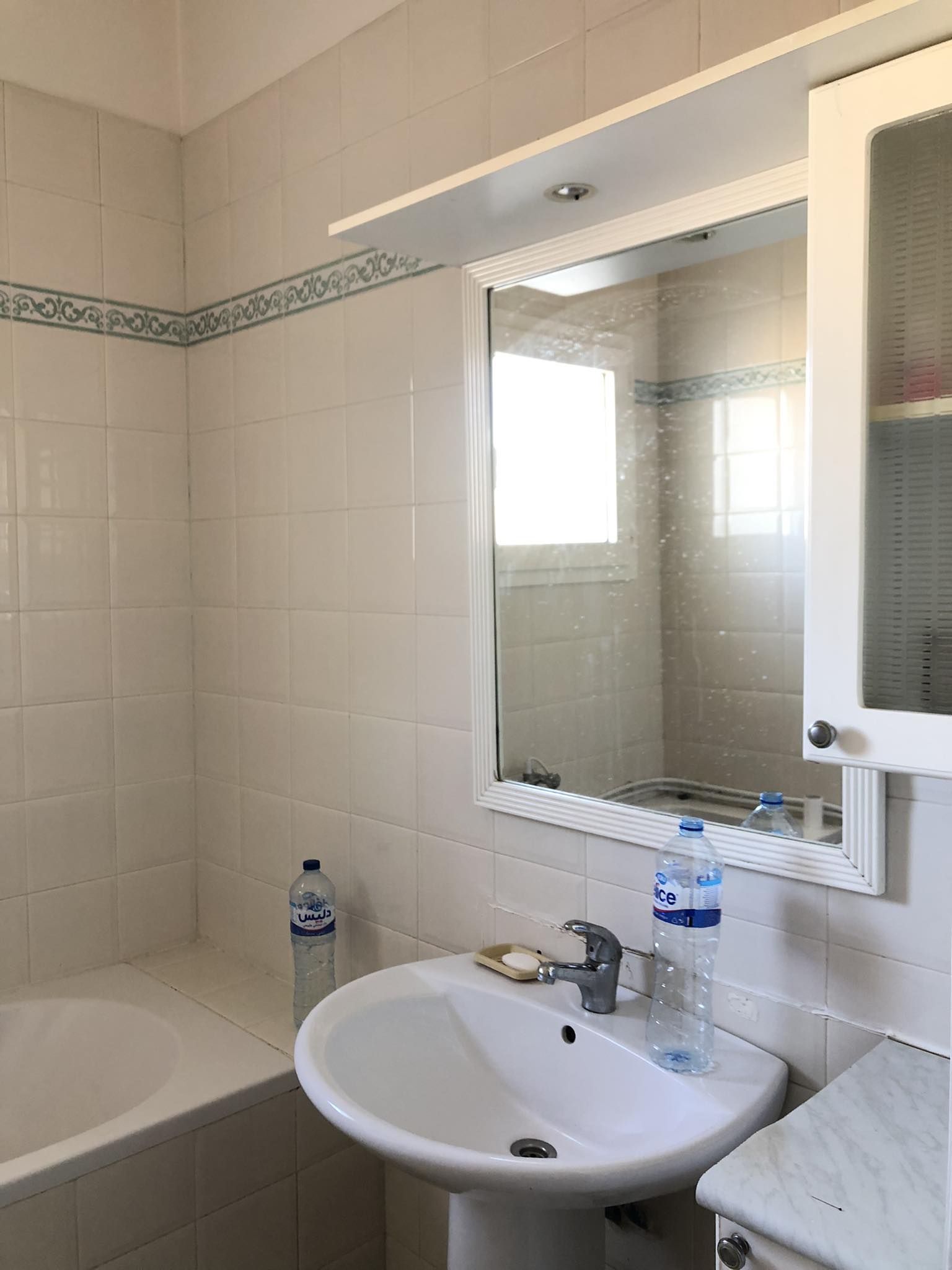 El Menzah El Manar 1 Location Appart. 1 pice Appartement meubl s1  el manar 1