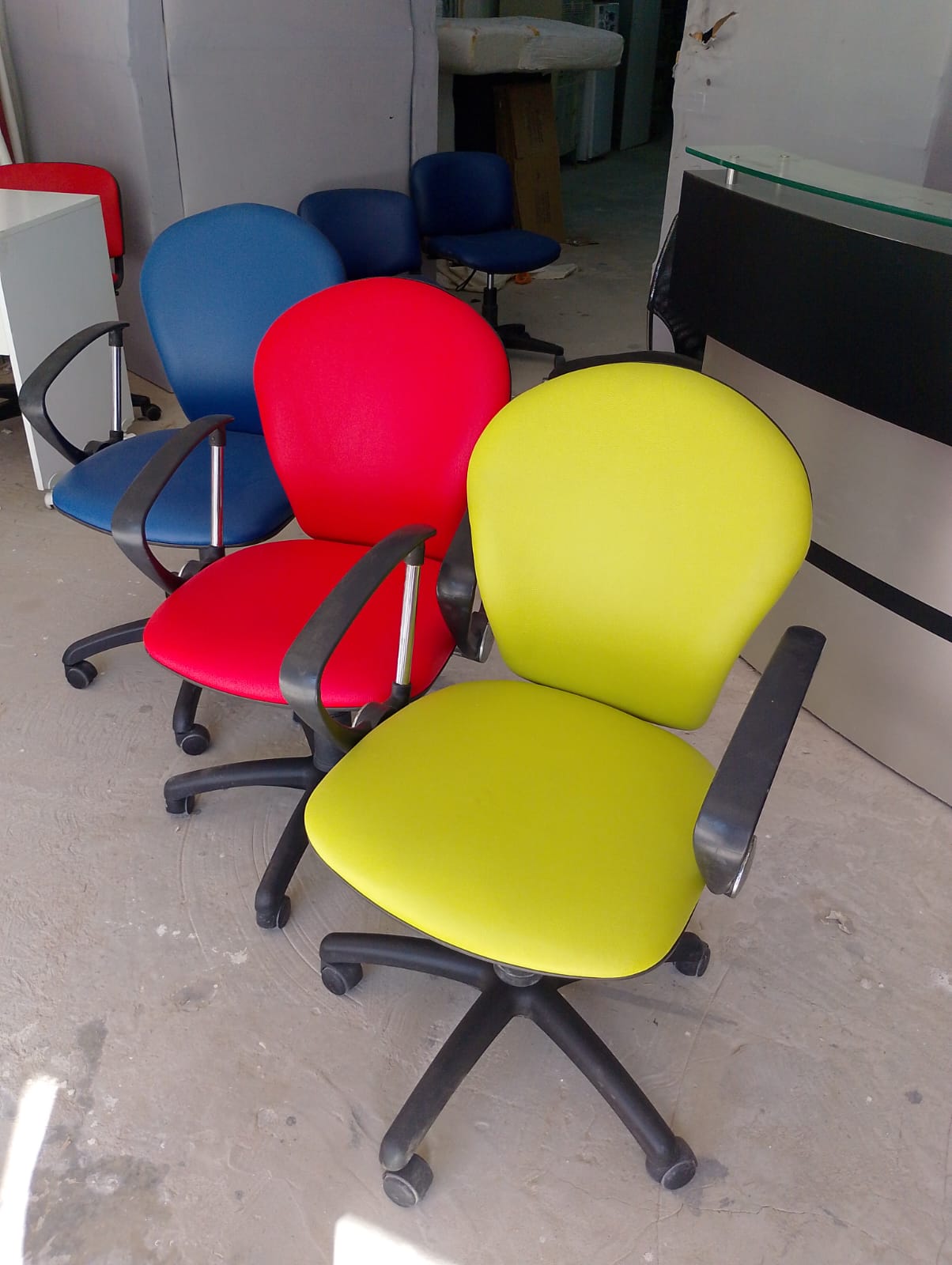 Raoued Ariana Essoughra Meubles de bureau Sieges de Bureau Sige orion multicolore