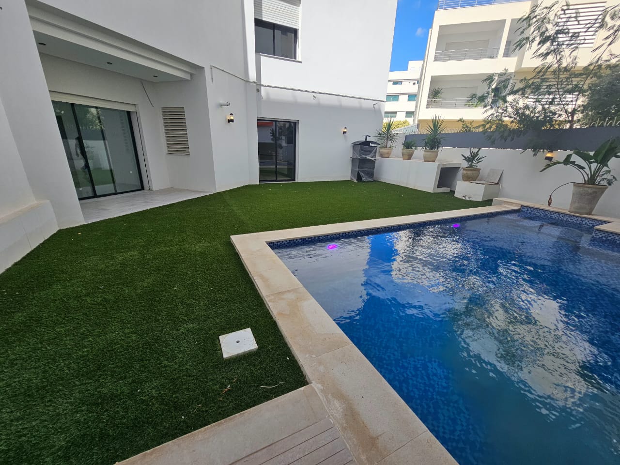 La Marsa Berge Du Lac Location Appart. 4 pices Une villa en s4 aux berges du lac 2