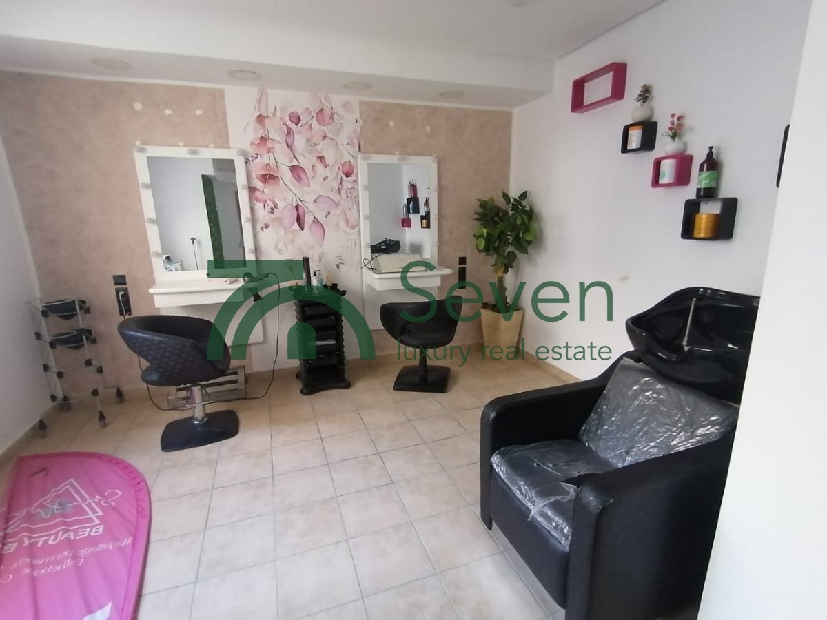 Ain Zaghouan Jardins de Carthage Location Appart. 1 pice Duplex  usage bureautique au jardin ref247a