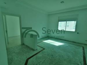 La Marsa Berge Du Lac Location Appart. 1 pice Un bureau en h1 aux berges du lac 1 ref271a