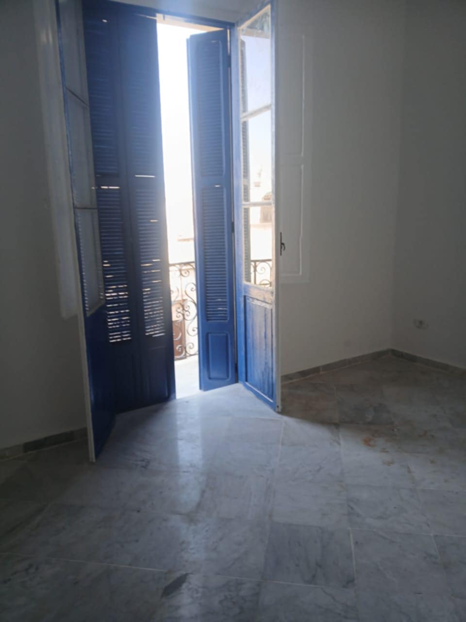 Bab Bhar Bab Bhar Location Appart. 5 pices+ Appartement s5 au centre ville