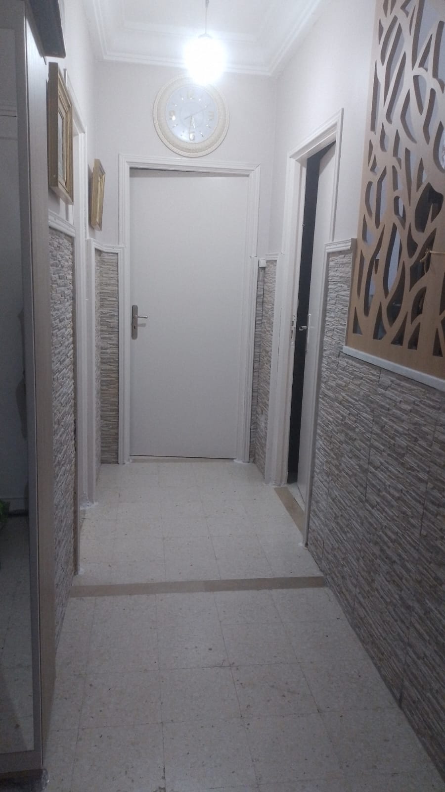 La Soukra Borj Louzir Vente Appart. 3 pices Un joli appart s2