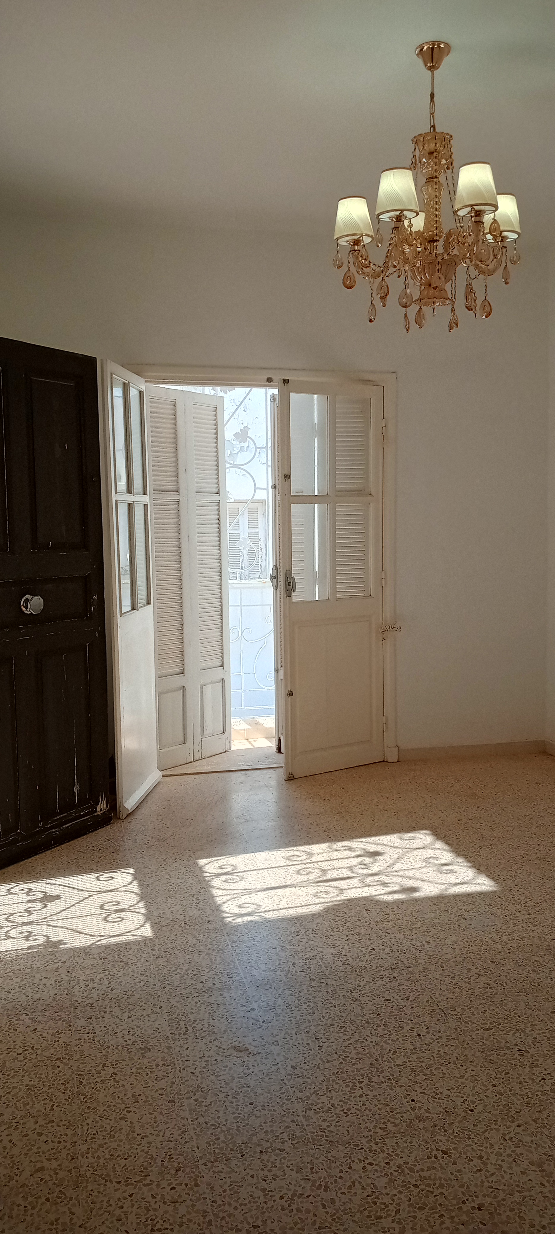 Mohamadia Cite El Ksar Vente Appart. 3 pices Maison 1er tage d'un duplex