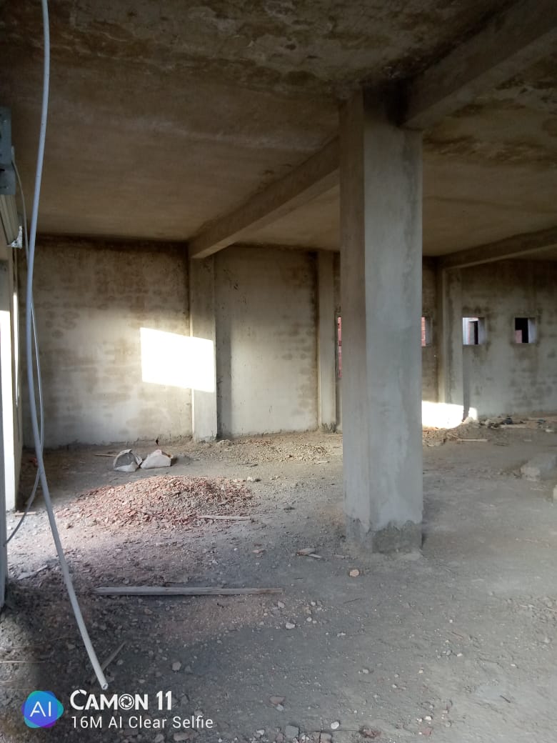 Sakiet Ezzit Merkez Chihya Location Surfaces Depot spacieux