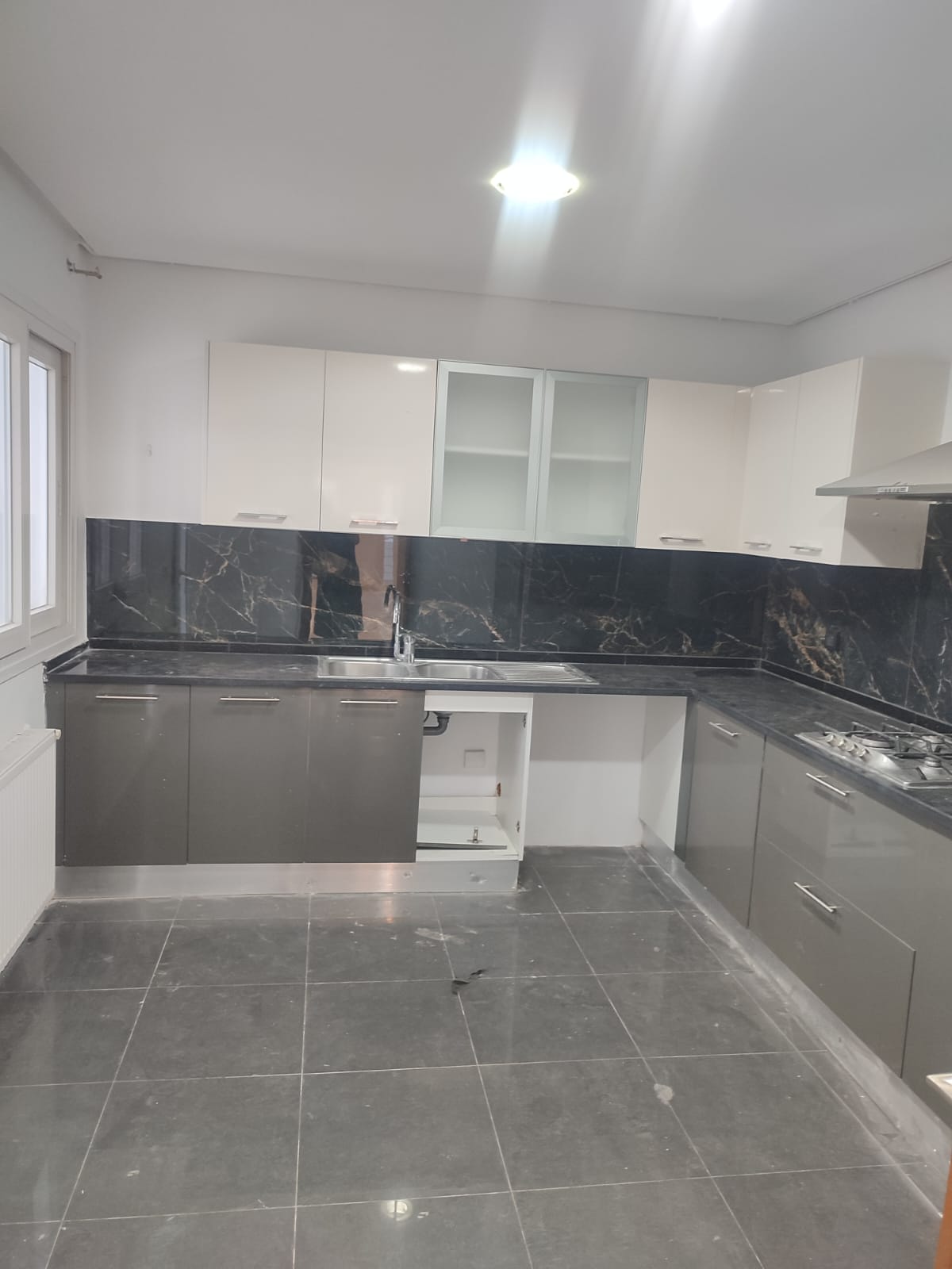 Ain Zaghouan Jardins de Carthage Location Appart. 4 pices Appartement s3 avec grande terasse