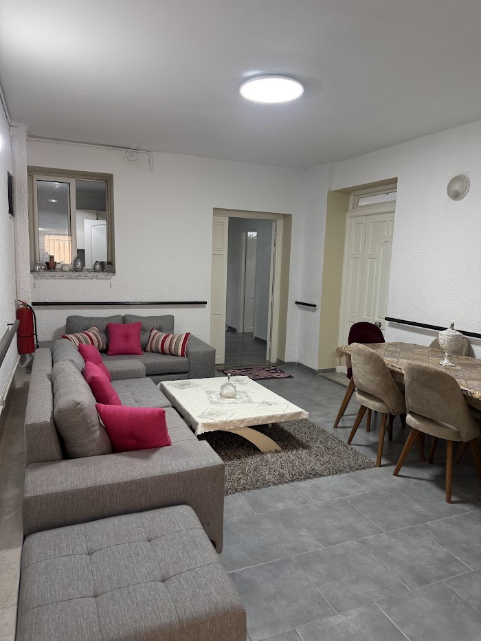 El Omrane Superieur Cite Ibn Khaldoun I Location Maisons Maison salon et 2 chambre meuble