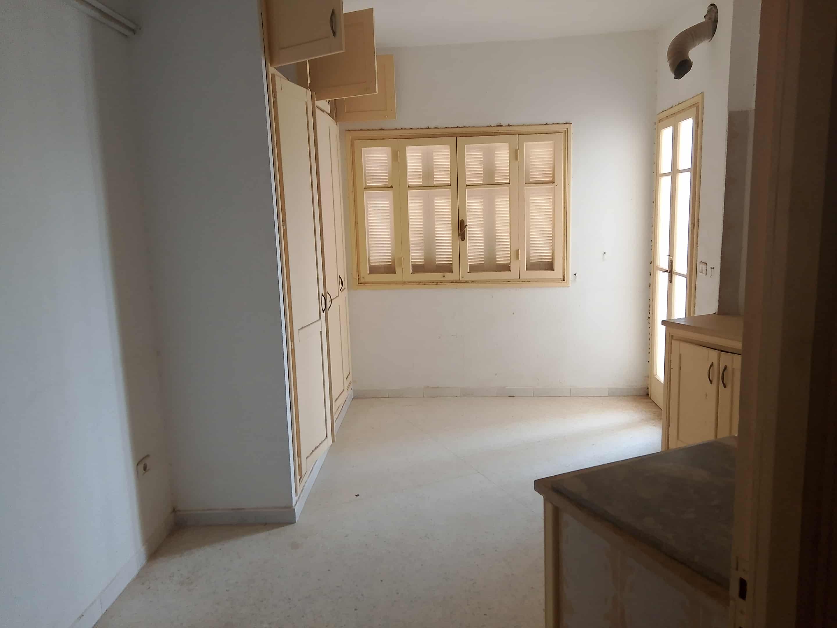 Sfax Ville Sfax Location Appart. 3 pices App s3  sfax  2 mn de l'hphc facmdecine ipeis