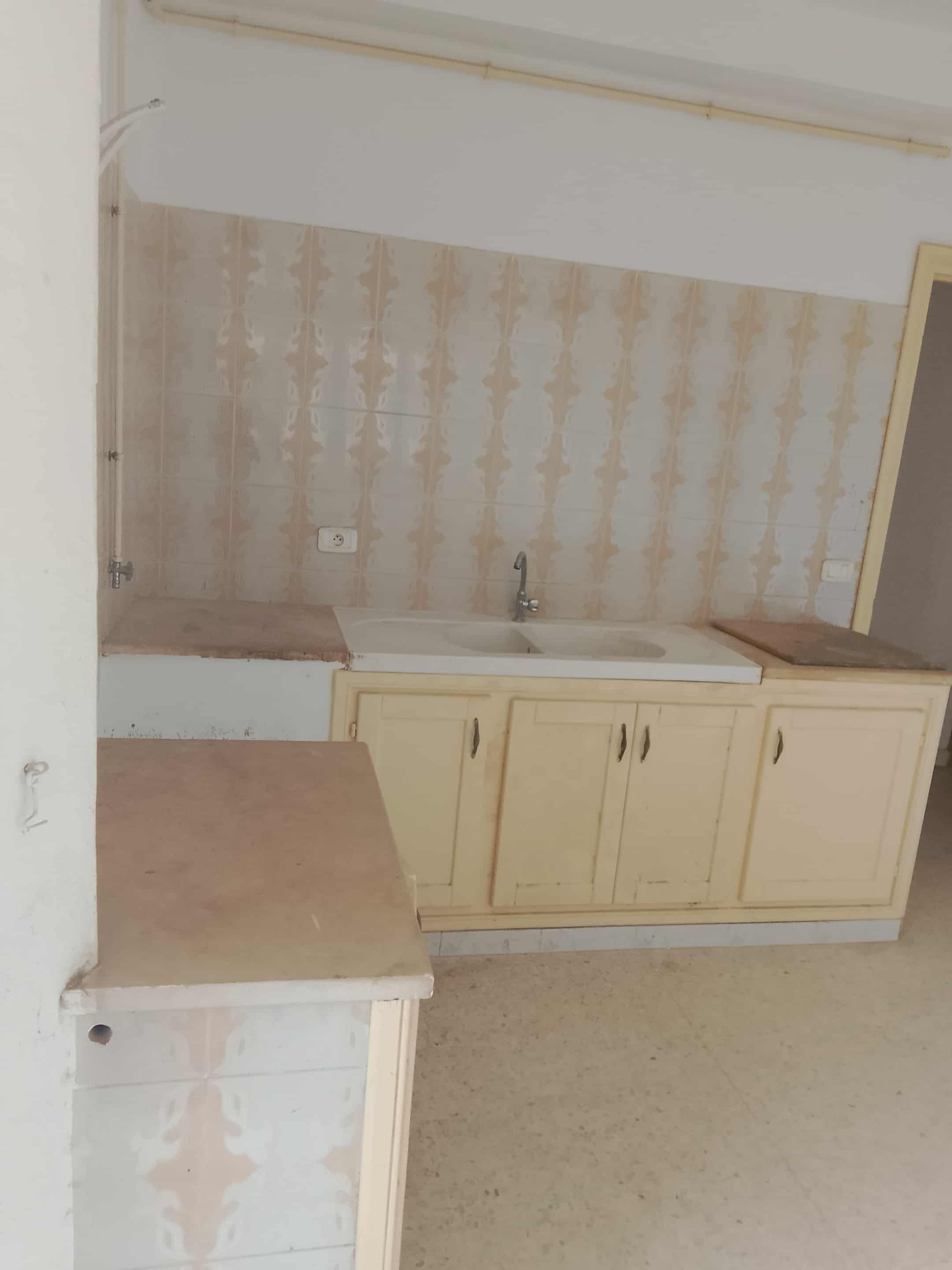 Sfax Ville Sfax Location Appart. 3 pices App s3  sfax  2 mn de l'hphc facmdecine ipeis