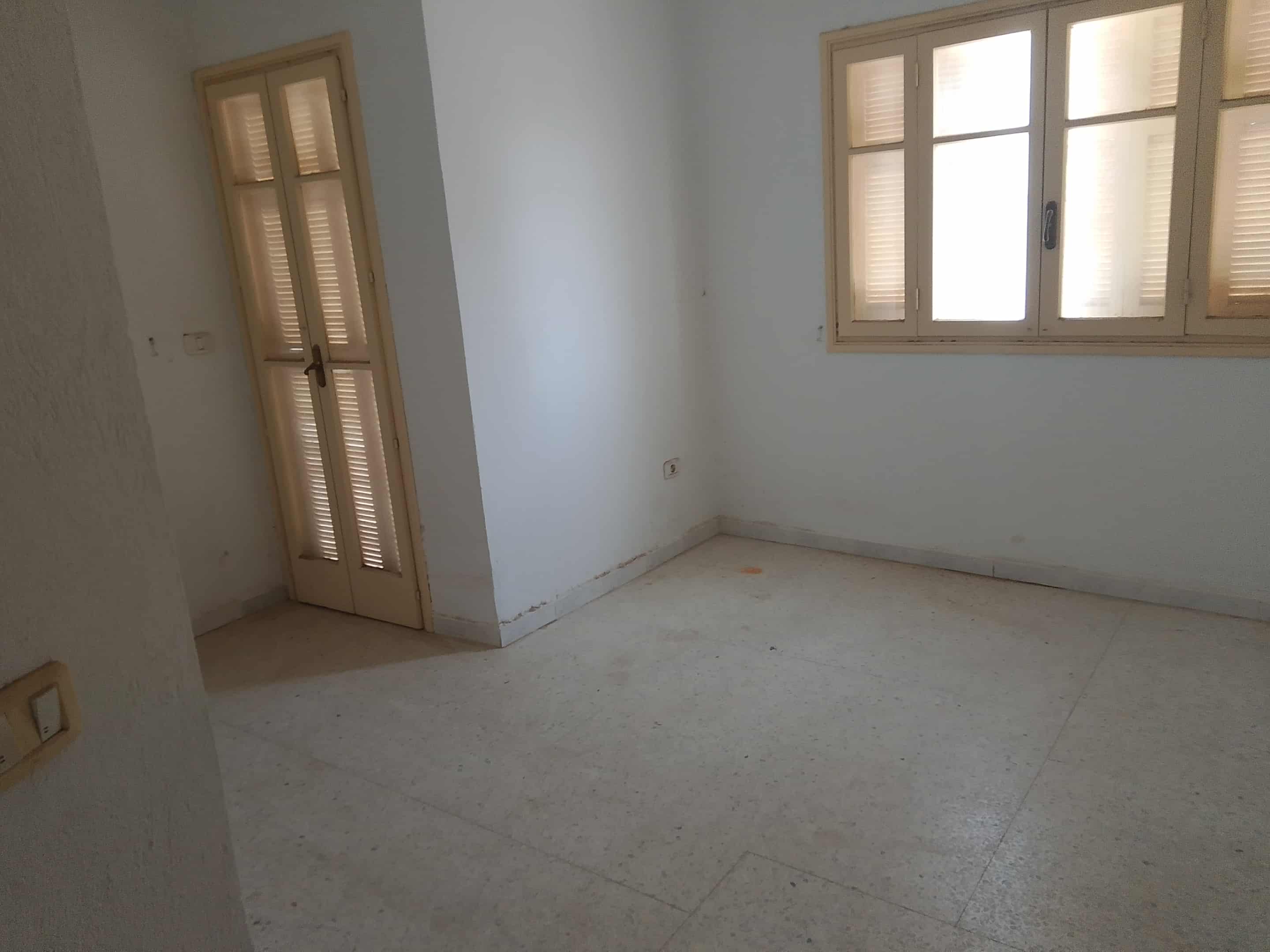 Sfax Ville Sfax Location Appart. 3 pices App s3  sfax  2 mn de l'hphc facmdecine ipeis