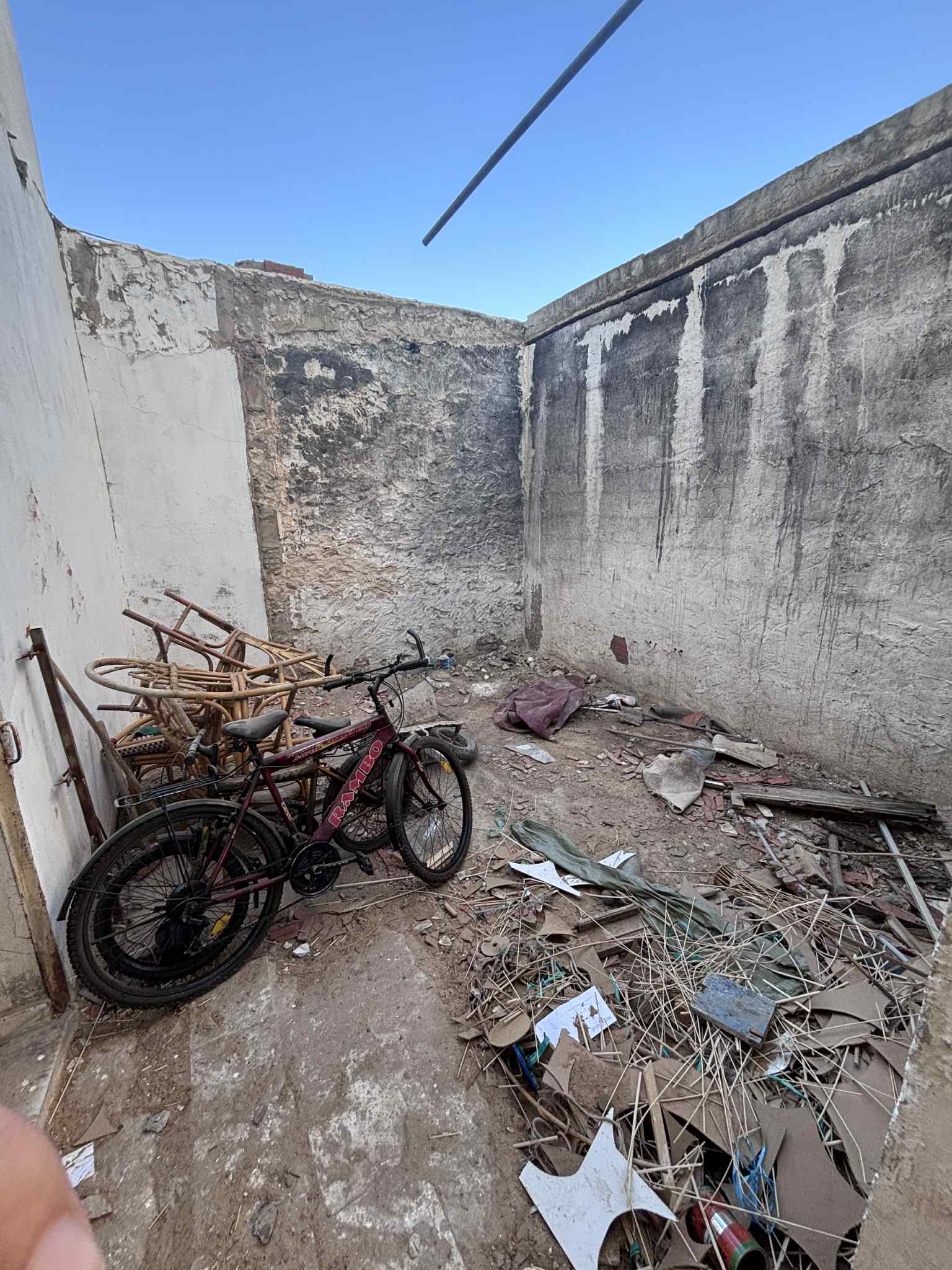 Hammam Sousse Hammam Sousse Vente Autre Garage spacieux et bien situs