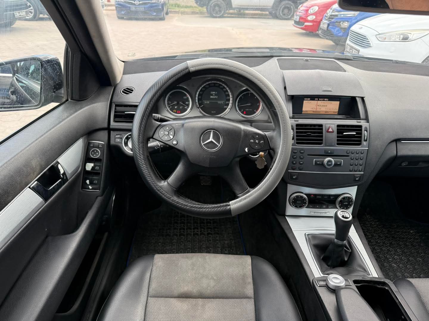 Ezzahra Ezzahra Mercedes 200 2010 mercedes c200 cdi bvm6 toit ouvrant