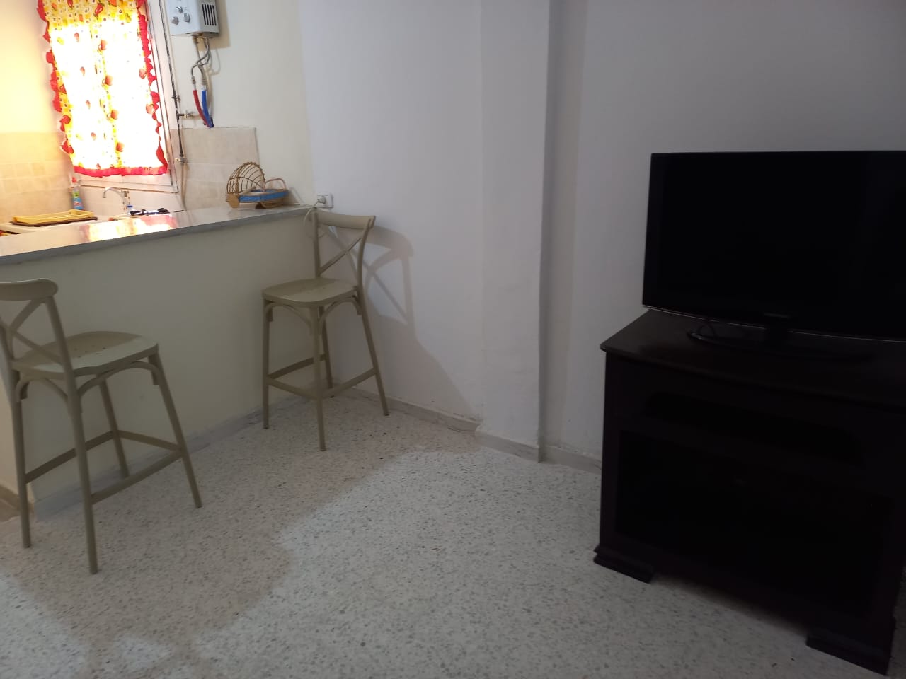 El Hrairia El Hrairia Location Appart. 1 pice Studio pour filles