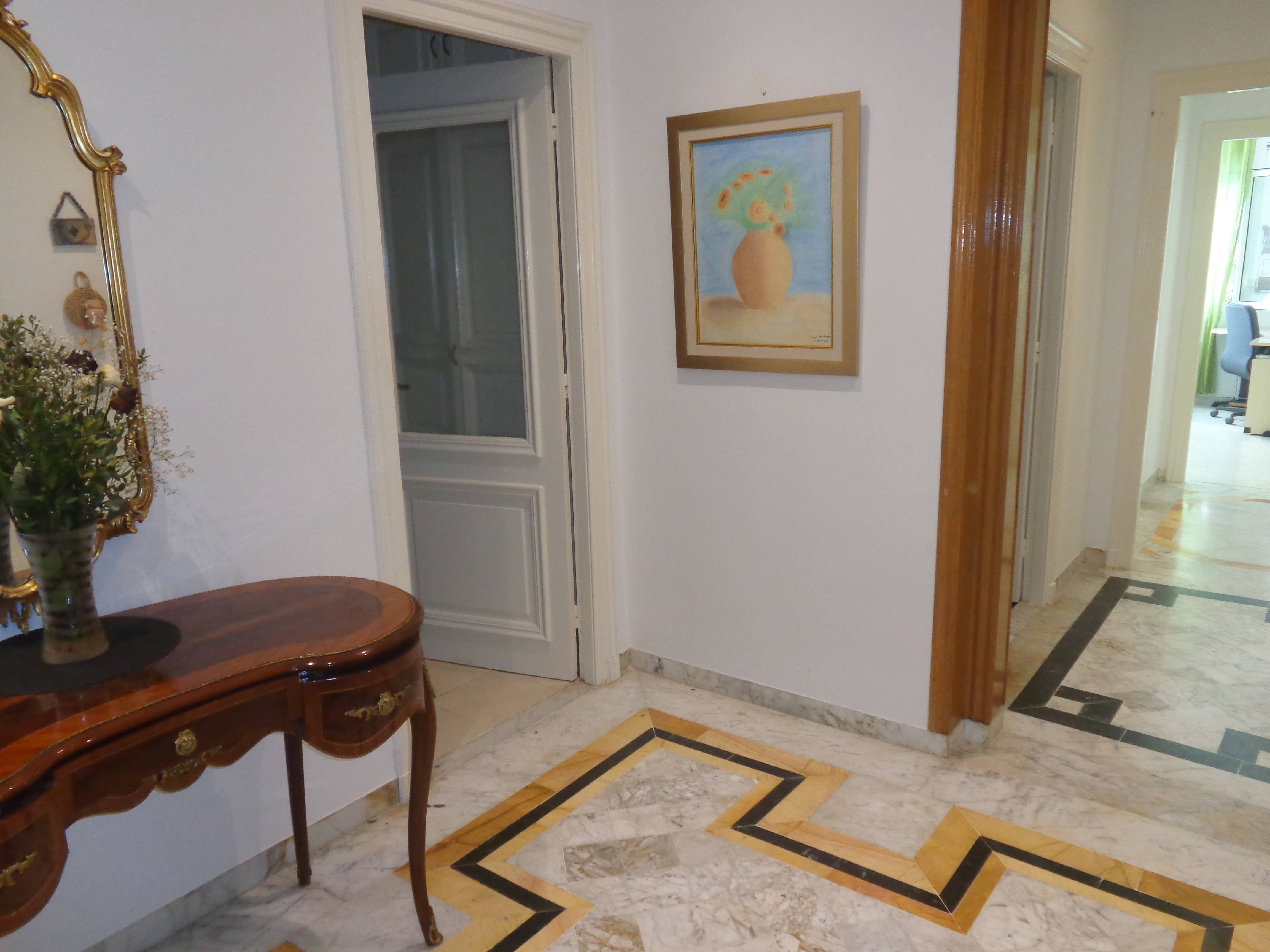 Ariana Ville Cite Ennasr 2 Vente Appart. 5 pices+ Magnifiqe s3 pp cellier et bureau