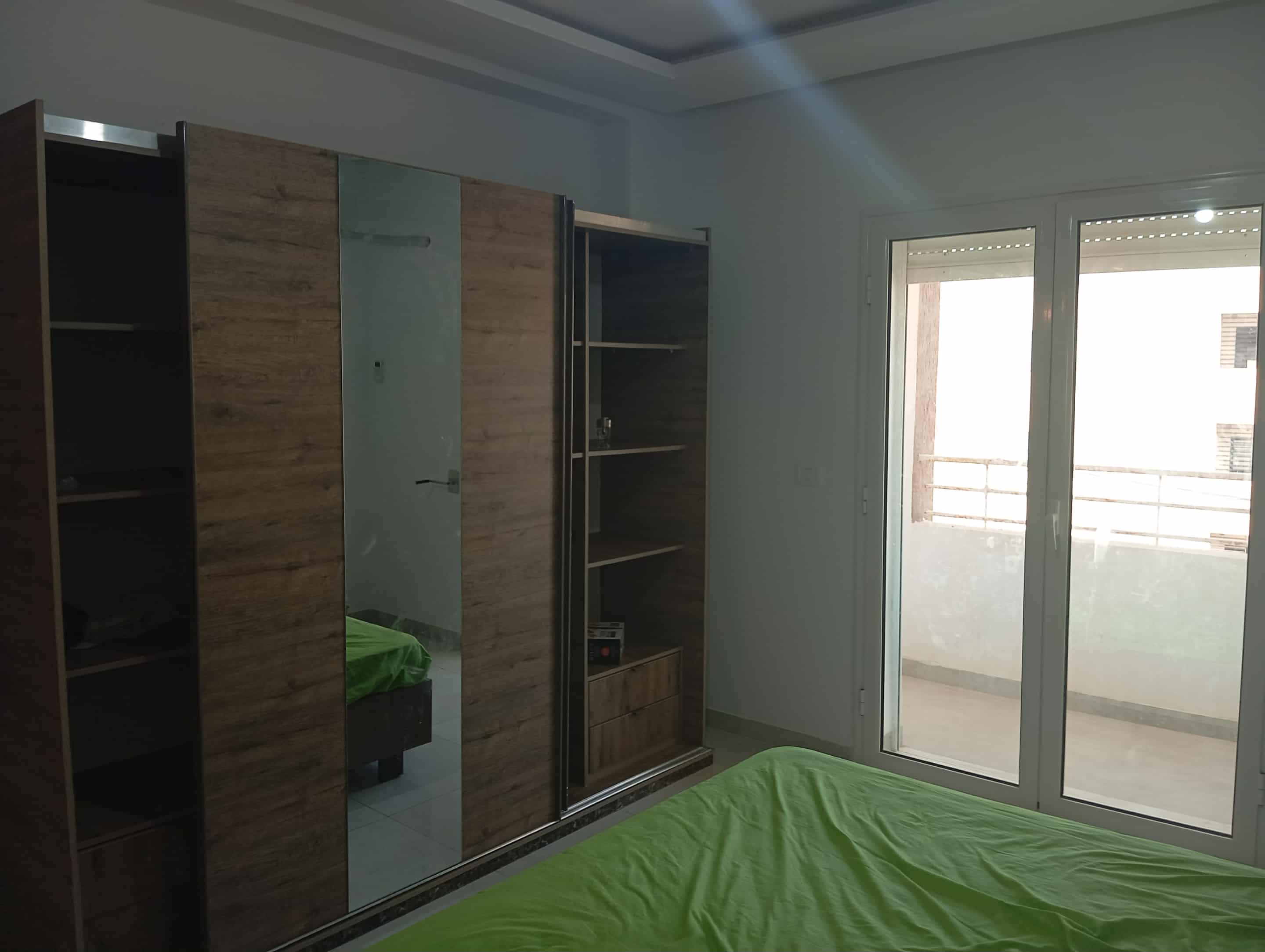 La Marsa El Aouina Location Appart. 3 pices Apprt splus 2 meubl   cit lwahat