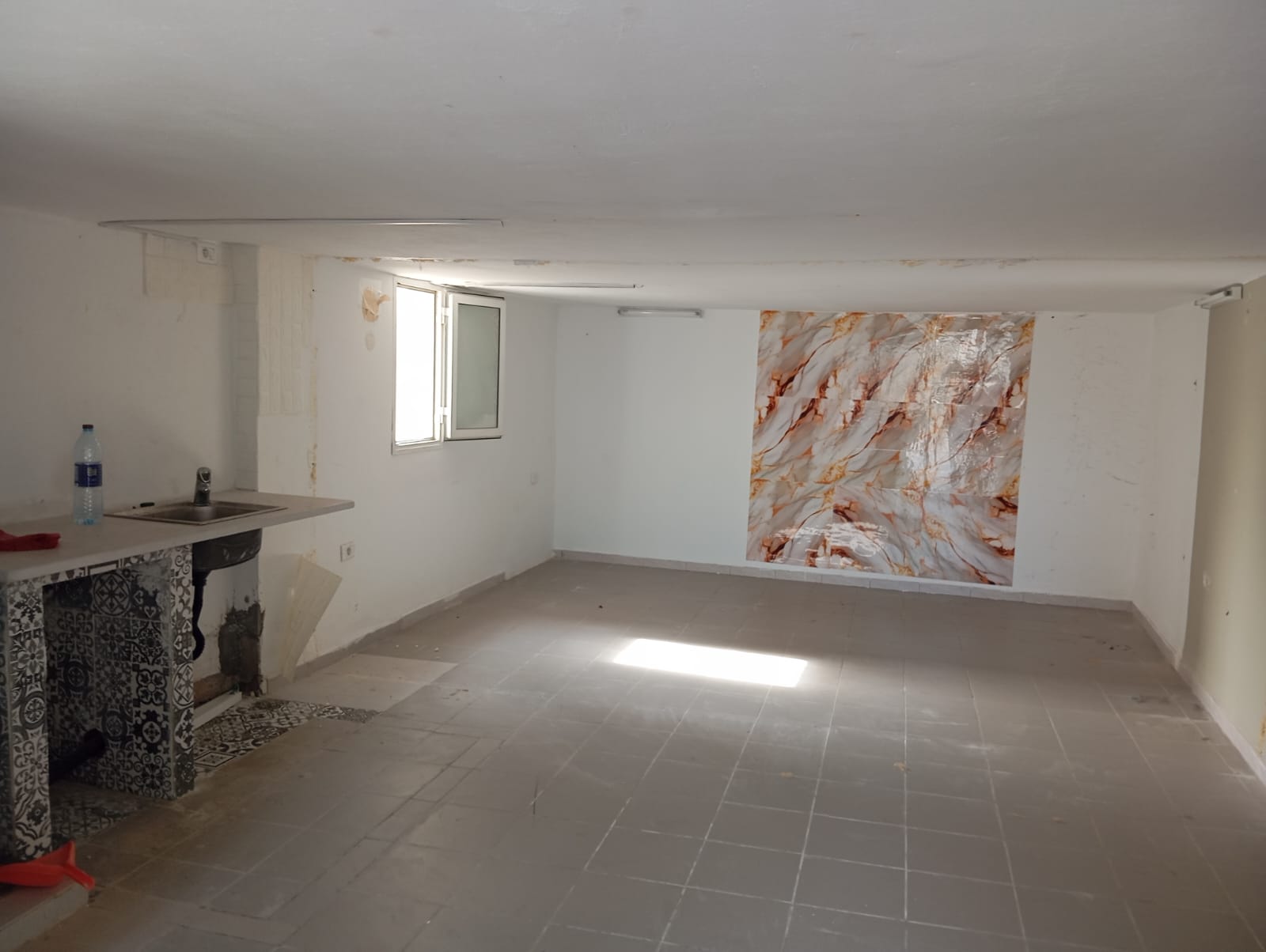 La Marsa El Aouina Location Appart. 1 pice Bureau  jardins de l'aouina