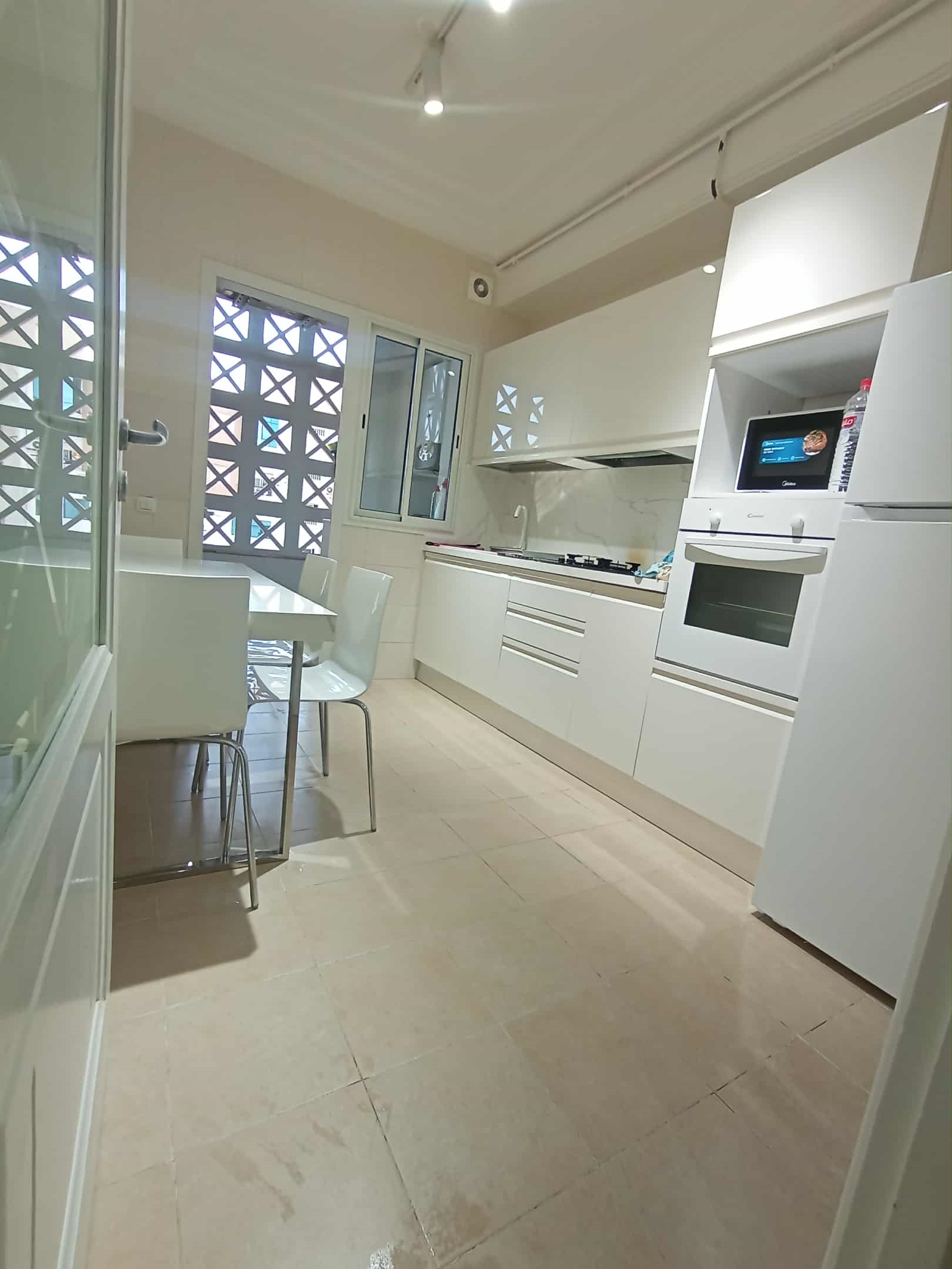 La Marsa El Aouina Location Appart. 2 pices Apprt splus 1 meubl   lwahat