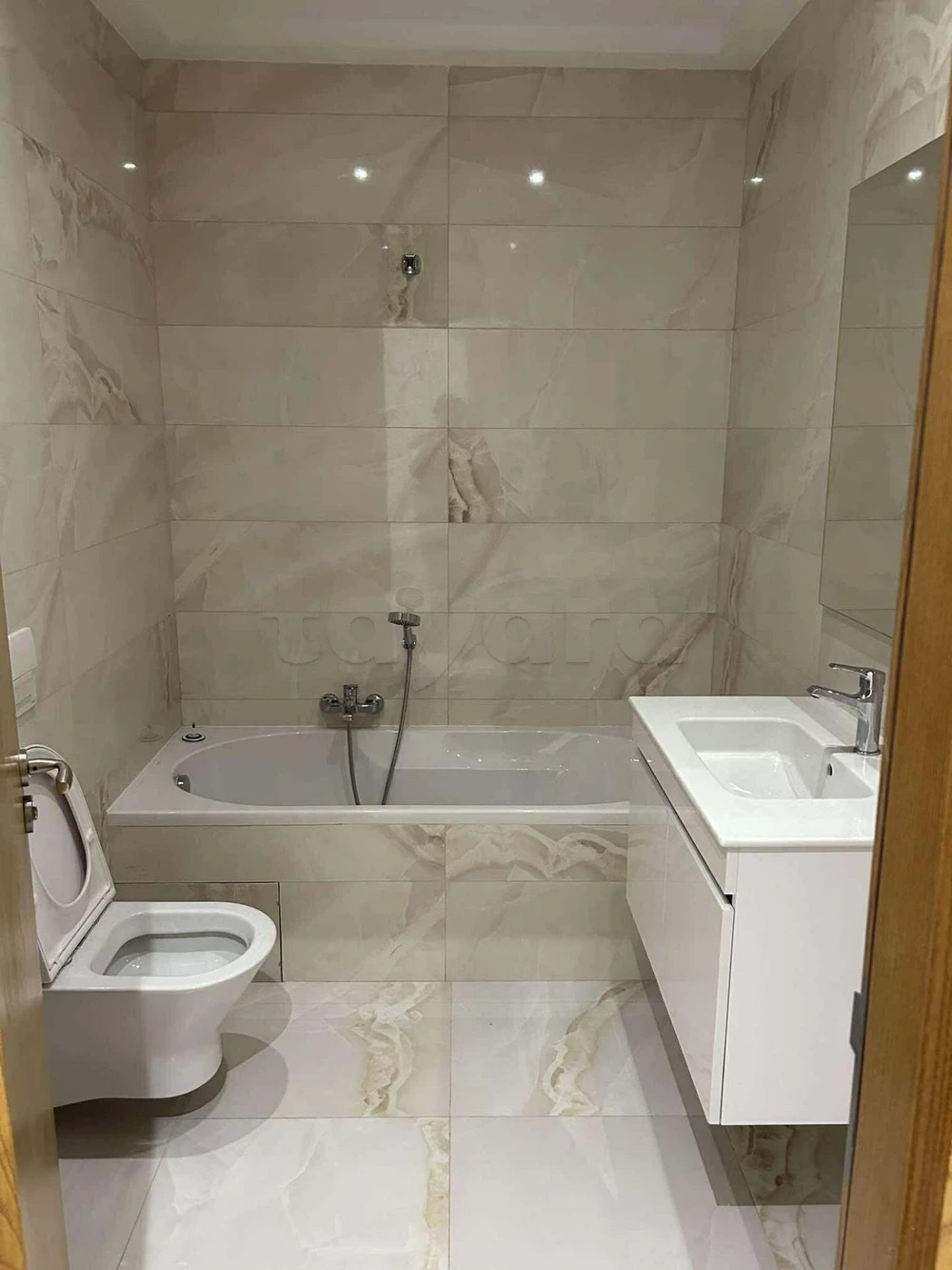 La Marsa El Aouina Location Appart. 4 pices Apprt s3   cite wahat