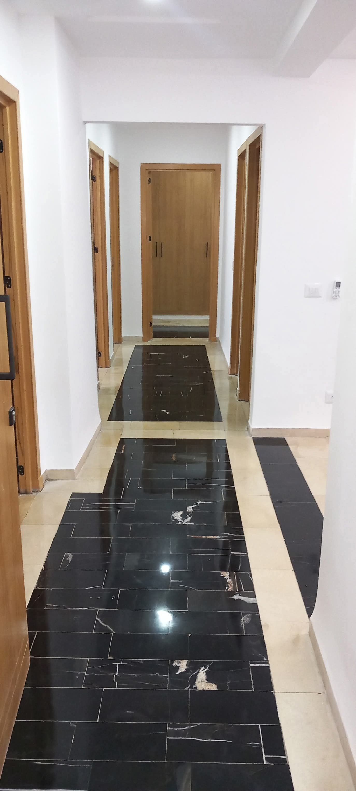 La Marsa El Aouina Location Appart. 3 pices S plus 3 a cite wahat aouina