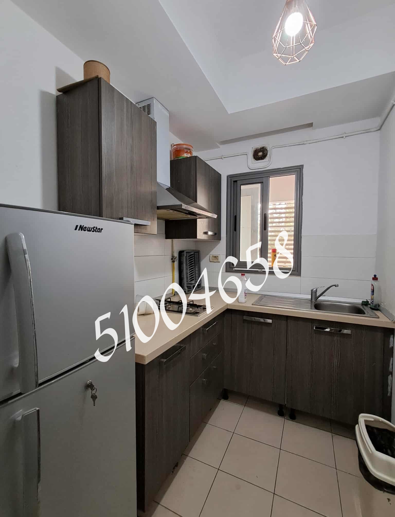 La Marsa El Aouina Location Appart. 1 pice S plus 1 meuble  wahat aouina