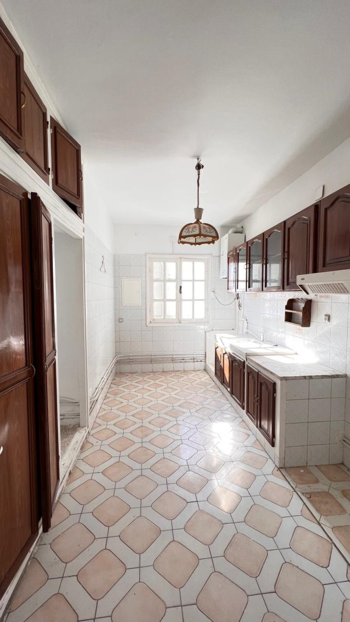 Ariana Ville El Menzah 7 Location Maisons Etage de villa s3 de 150 m a menzah 7