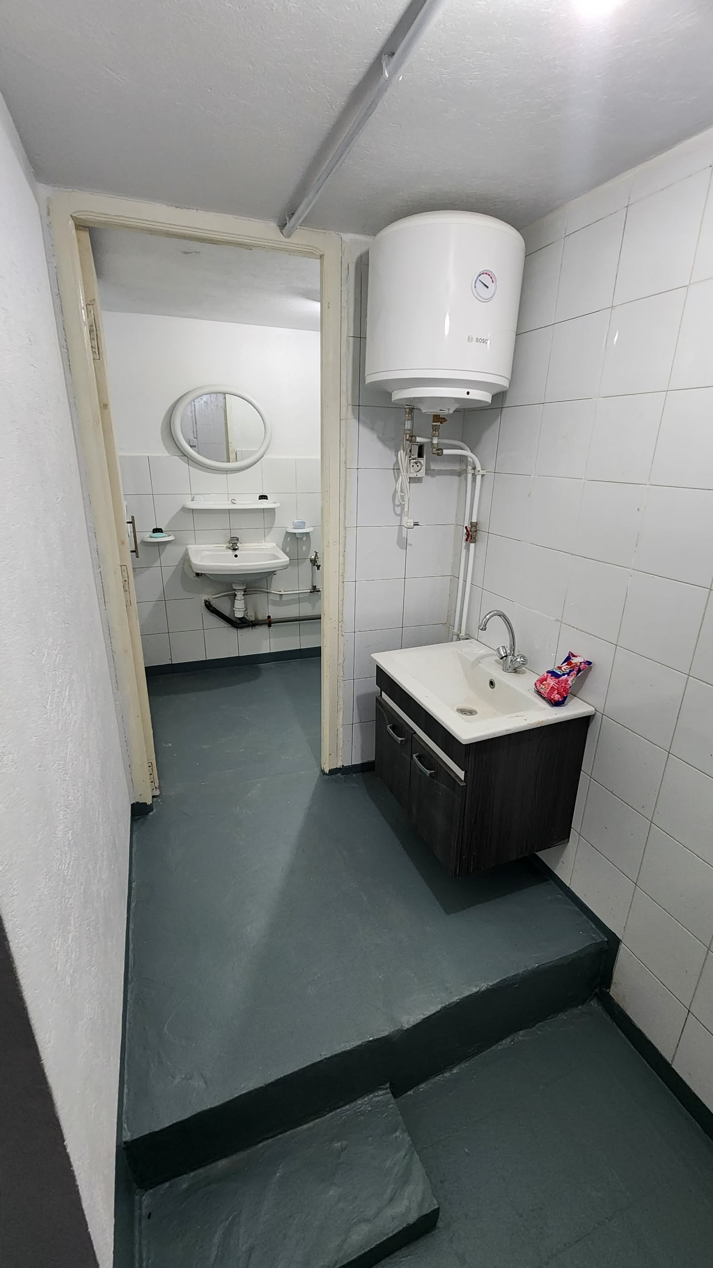 La Soukra La Soukra Bureaux & Commerces Surfaces Dpt de 180 m cit les orangers