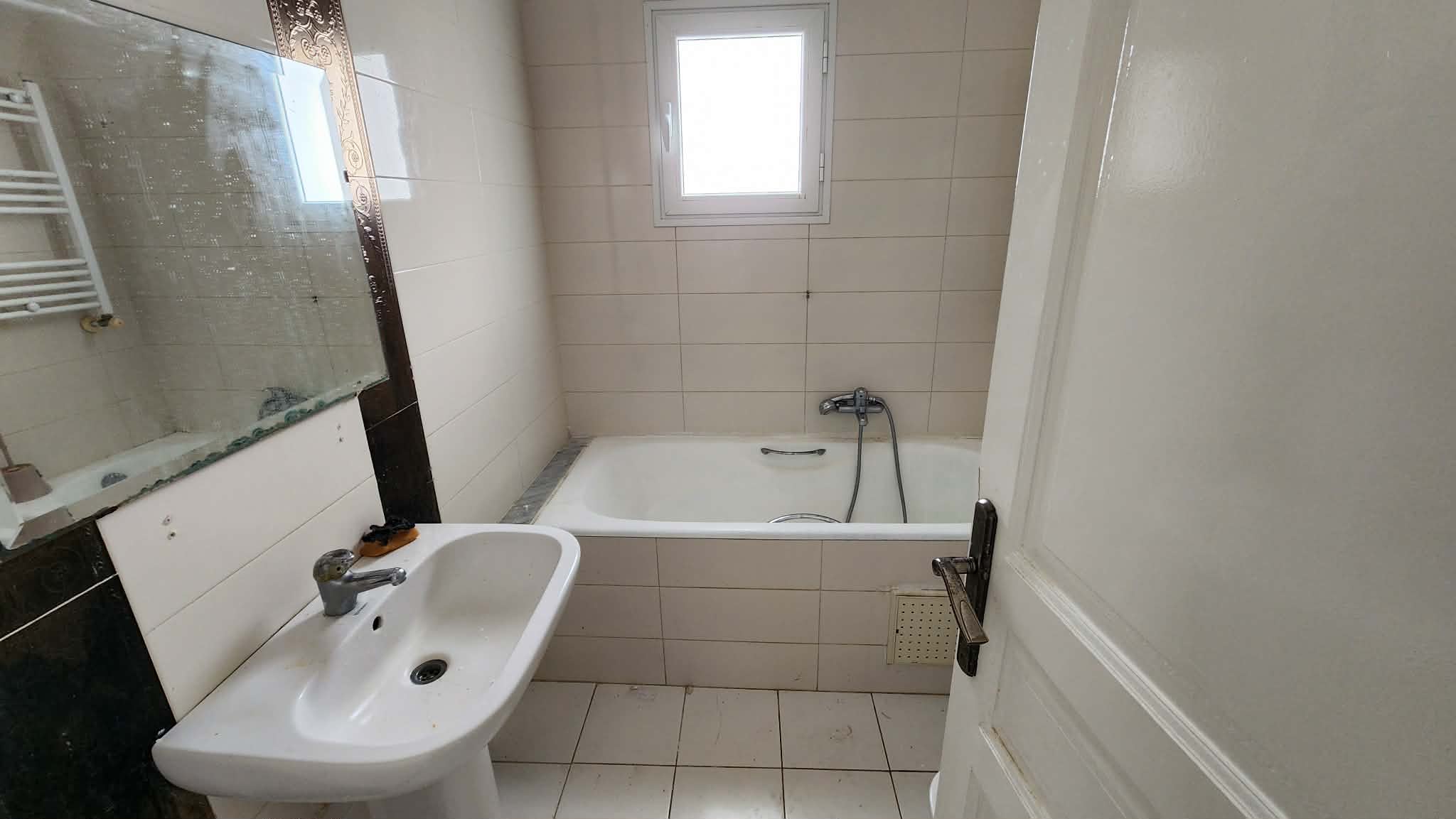 Ain Zaghouan Ain Zaghouan Location Appart. 2 pices S2  ain zaghouan nord