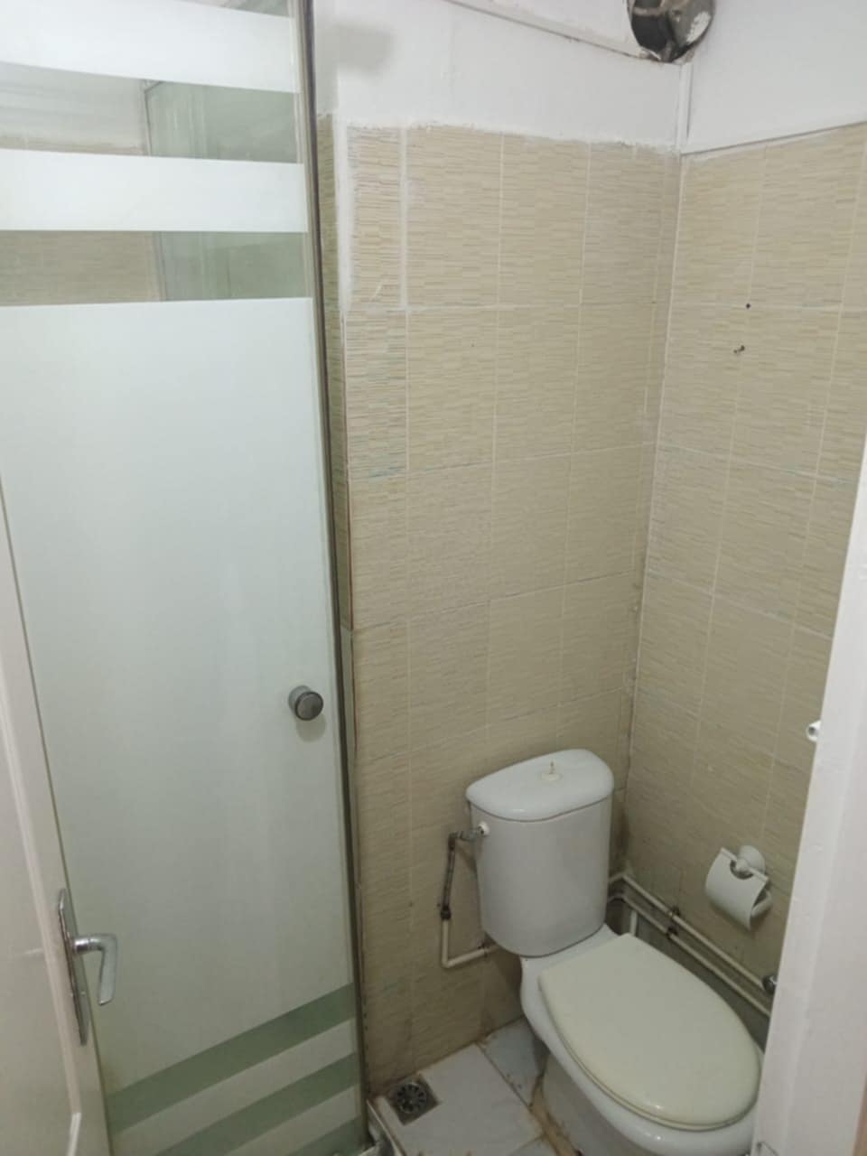 Ariana Ville El Menzah 6 Location Appart. 3 pices S plus 2 meubl a el manzah 6 wb3960