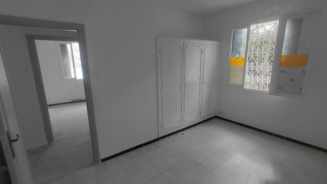 Ariana Ville El Menzah 5 Bureaux & Commerces Bureau Rez de chausse s3 bur a el manzah 5 wb4332