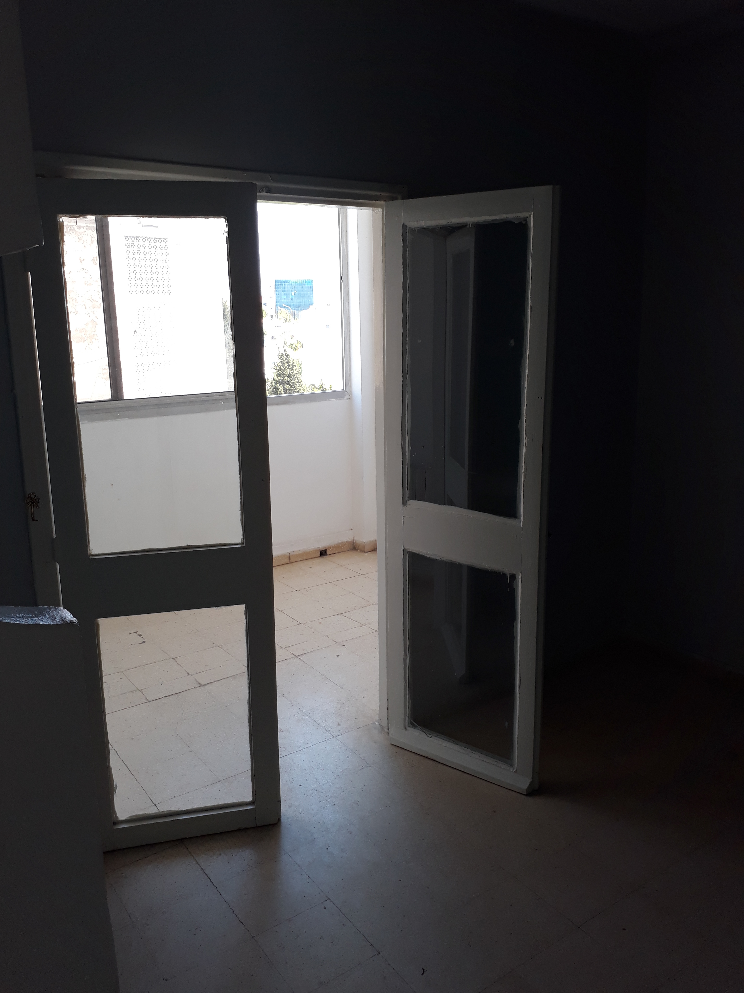 Ariana Ville El Menzah 7 Vente Appart. 4 pices S plus 3 a el manzah 7 wb952