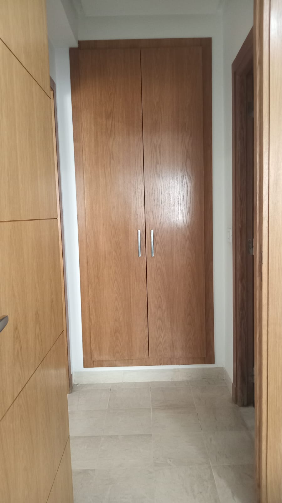 Ain Zaghouan Ain Zaghouan Location Appart. 2 pices S plus un meubl  l'aouina