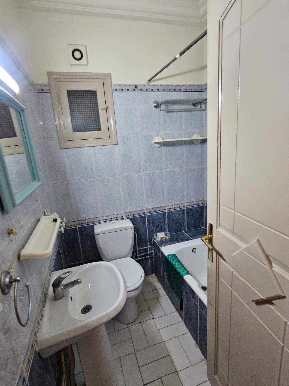 Ain Zaghouan Ain Zaghouan Location Appart. 3 pices Un s plus deux  ain zaghouan