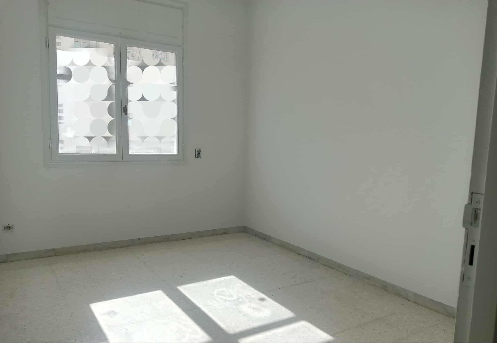 Ariana Ville El Menzah 8 Bureaux & Commerces Bureau Bureau sur grande avenue