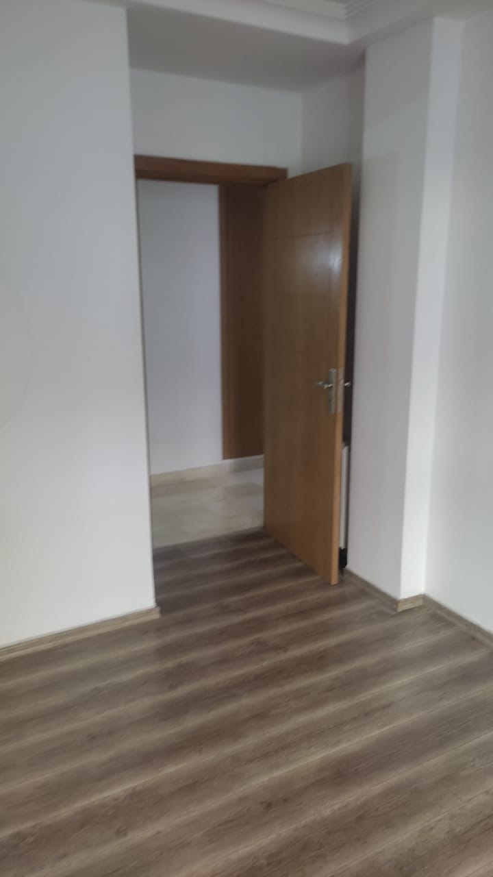 Ain Zaghouan Ain Zaghouan Location Appart. 3 pices Spacieux appart s  plus 2 trs propre