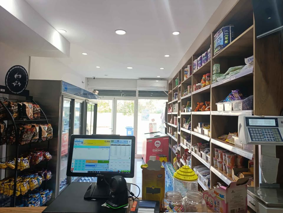 El Mourouj El Mourouj Vente Surfaces Pas de porte  suprette mourouj 6