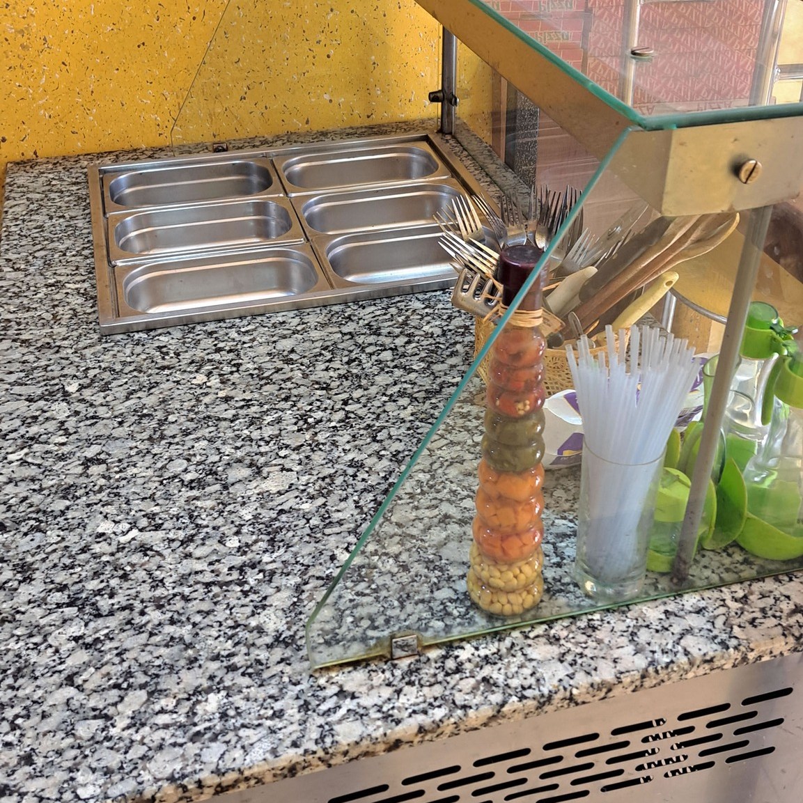 Bab Bhar Bab Bhar Location Autre Fonds de commerce restauration  el kasba tunis