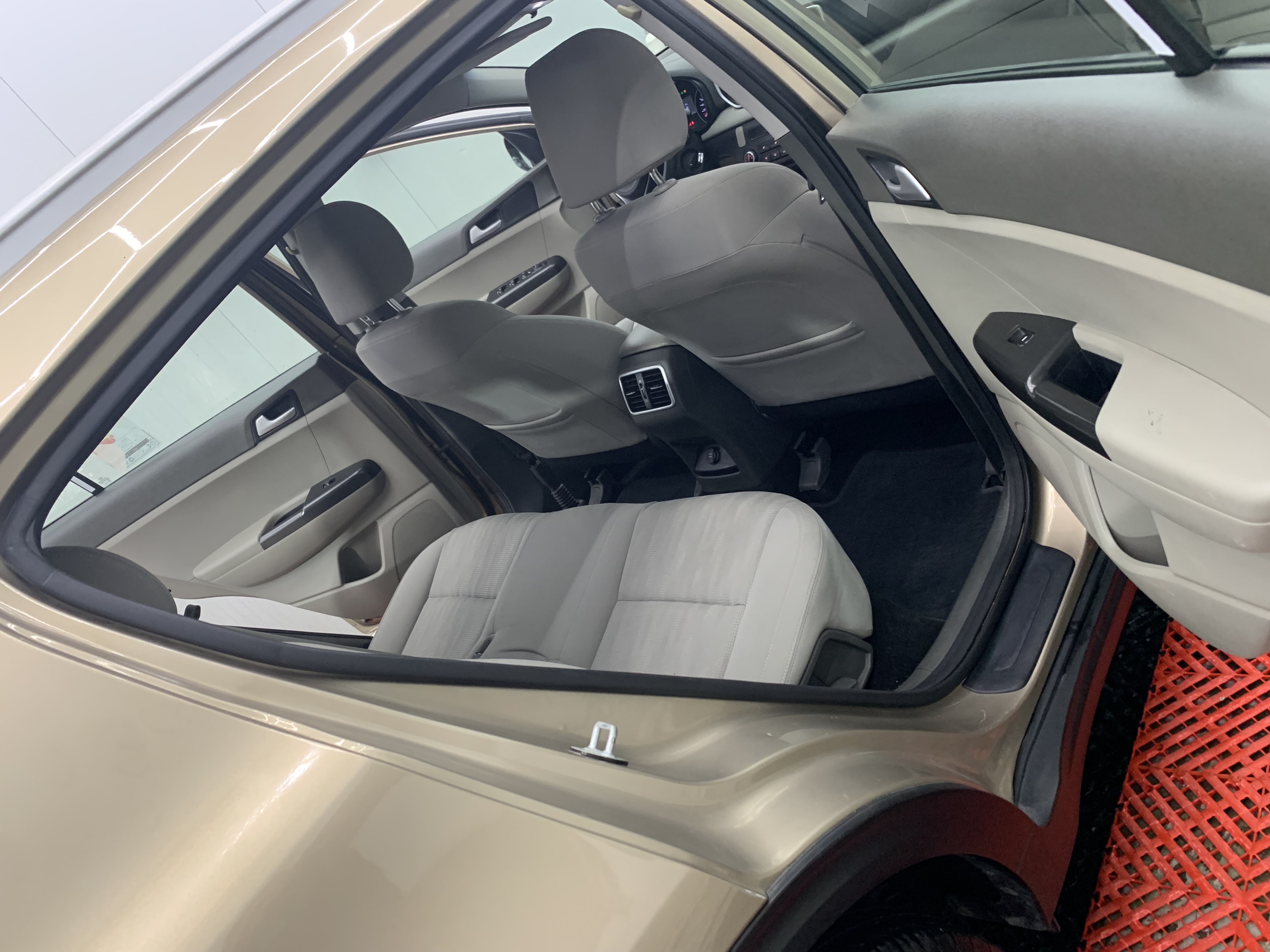 Ezzahra Ezzahra Kia Sportage Kia sportage