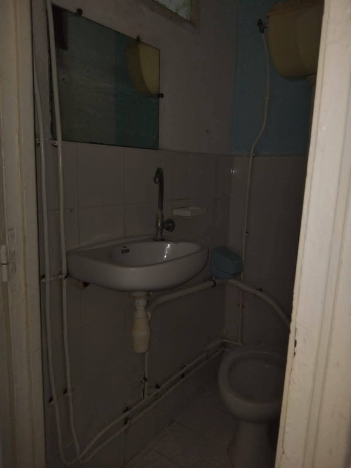 El Omrane El Omrane Location Appart. 3 pices Appt propre meuble hall 3 a franceville