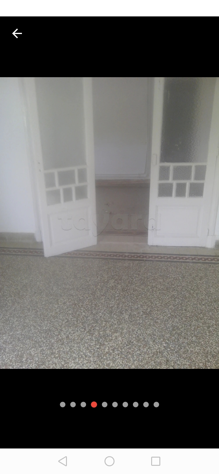 Bab Bhar Bab Bhar Location Appart. 3 pices Apt trs propre hall 3chambres av jamel abd naceur
