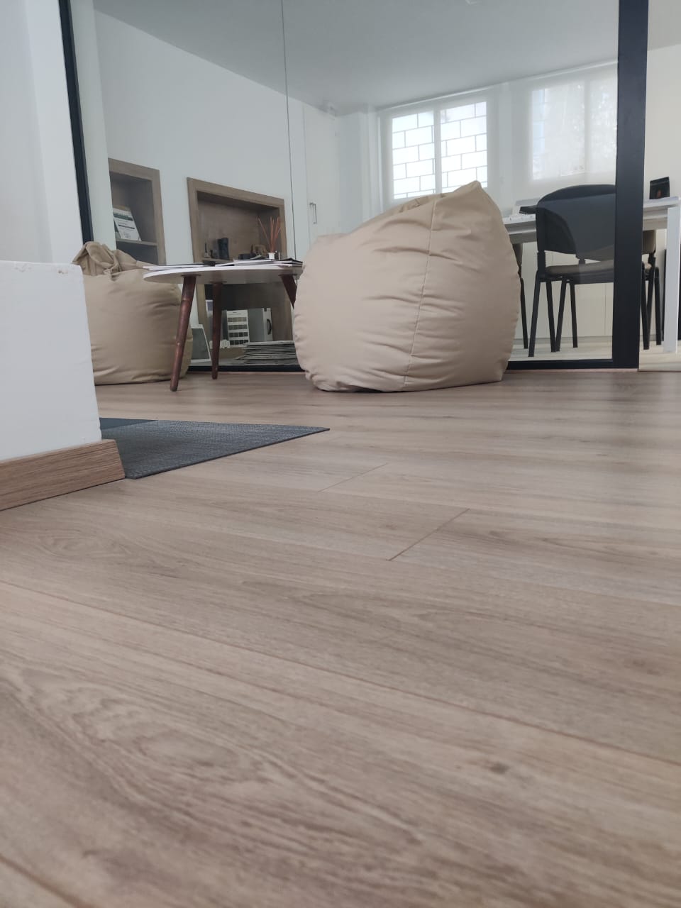 Bab Bhar Hedi Chaker Bureaux & Commerces Fond de Commerce Local  usage bureautique  lafayette de 340m2