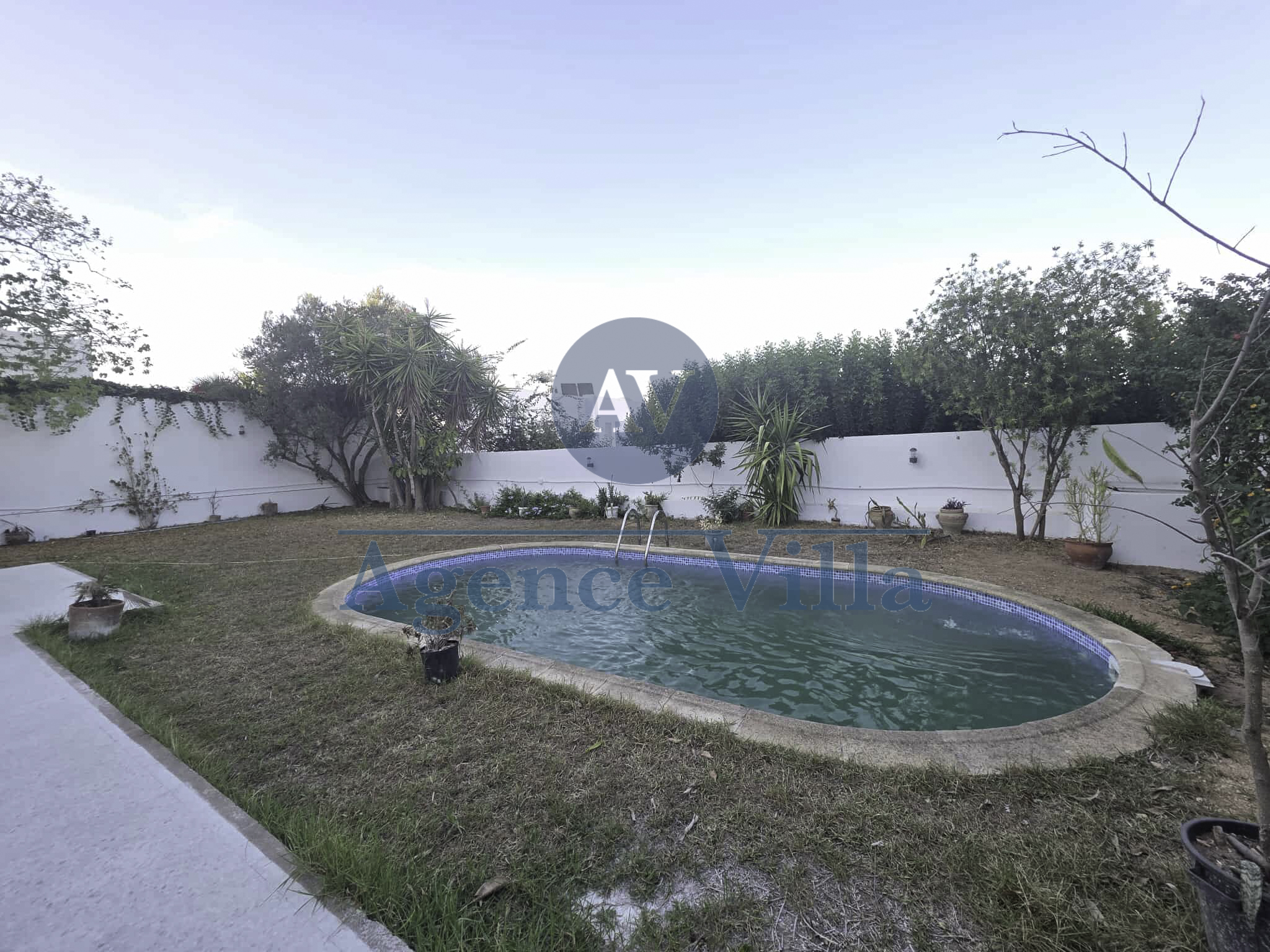 La Marsa Gammart Location Maisons Une villa  gammarth vue mer avec piscine