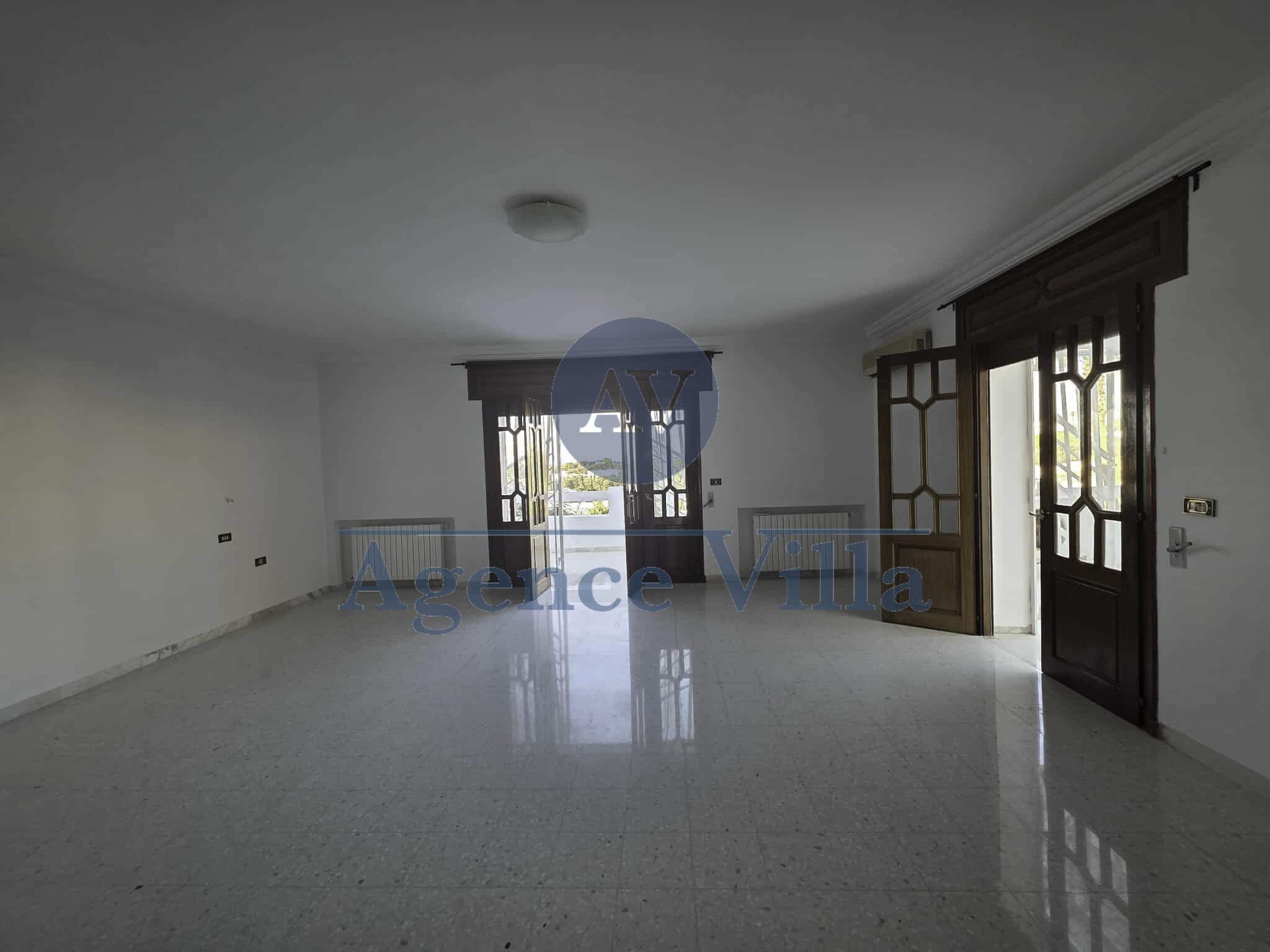 La Marsa Gammart Location Maisons Une villa  gammarth vue mer avec piscine