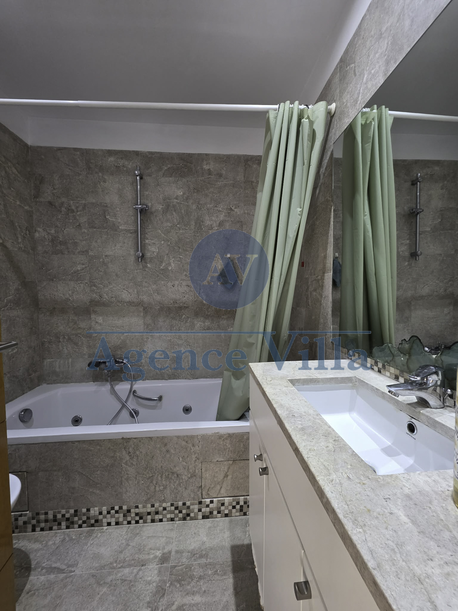 La Marsa Berge Du Lac Location Appart. 2 pices Un appartement s1 meubl aux lac2